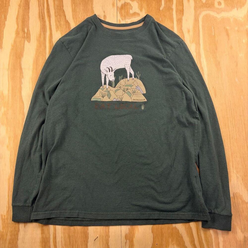 Patagonia Eat Local Goat Responsibili-T-Shirt – Dark Green – Men’s M